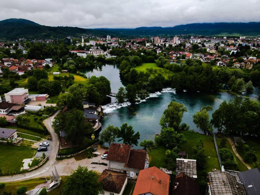 Holiday Home Waterfall View Bihać Kültér fotó